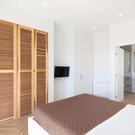 Harmonia Corfu * Pentátion